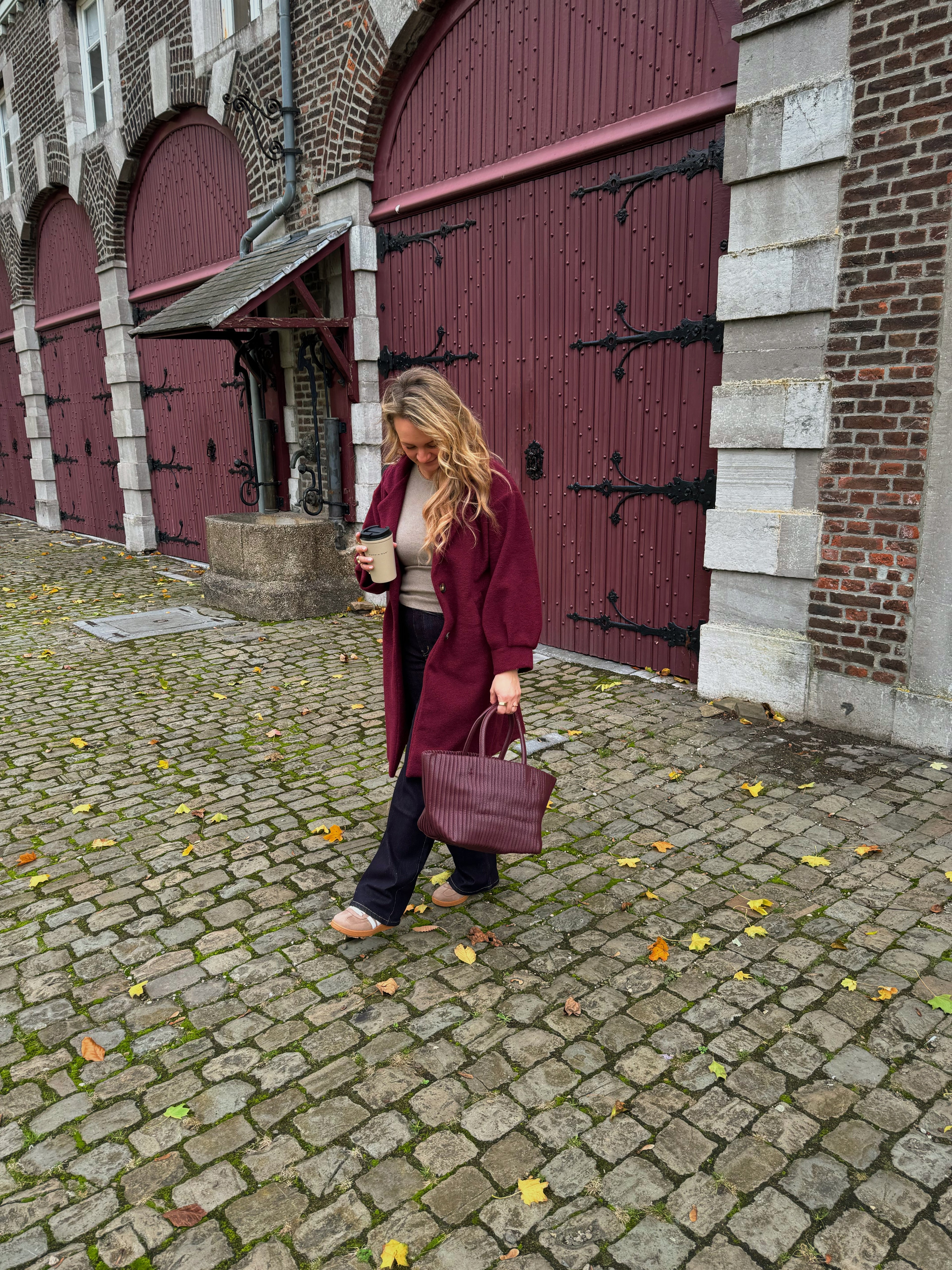 Alva Coat - Burgundy