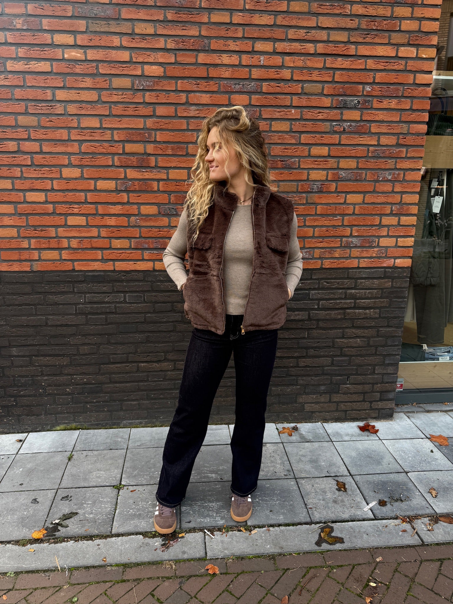 Furry Zip Gilet - Brown