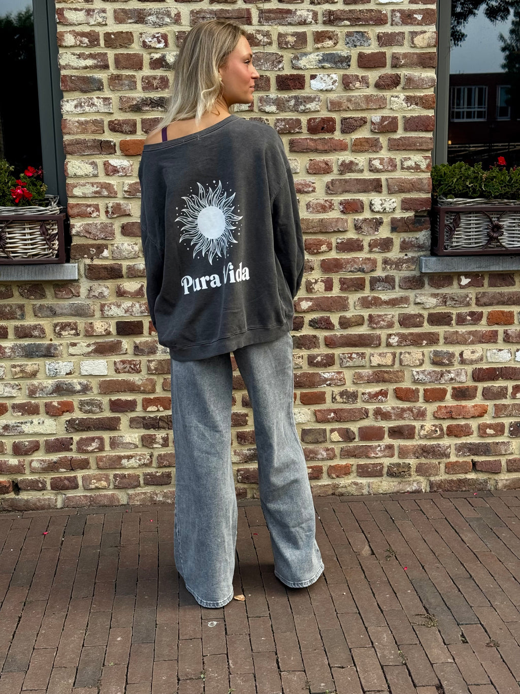 Pura Vida Soleil Sweater - Antraciet